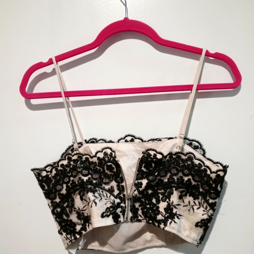 Black and white crop top